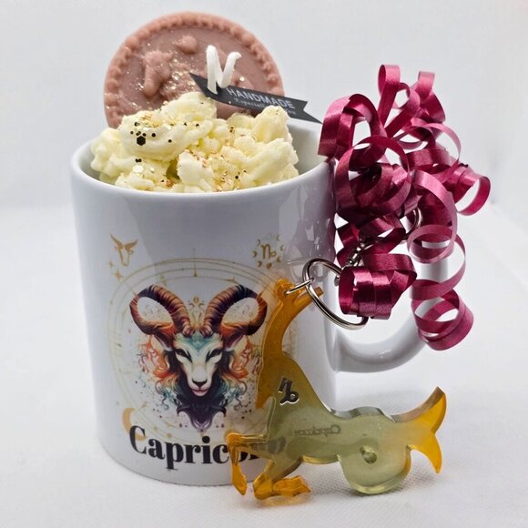 Capricorn Zodiac Candle Gift Set – 11oz Layered Mug Candle + Resin Keychain - Picture 12 of 13
